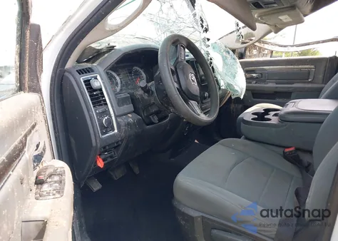 2018 Ram 1500 Slt 4X2 6'4 Box z USA, uszkodzony, nr VIN 1C6RR6GG5JS119341